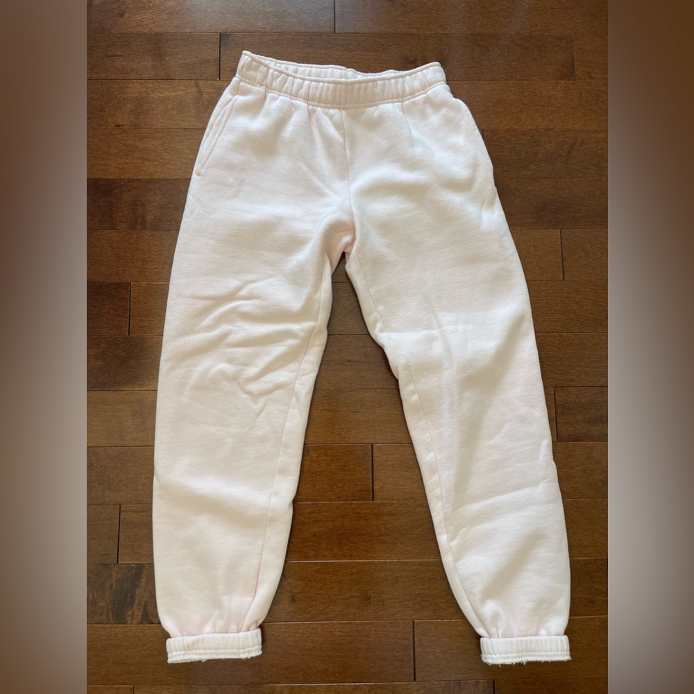 Aritzia boyfriend jogger